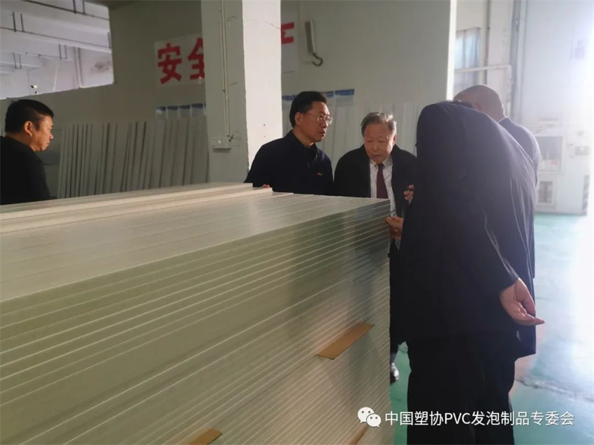 1760340010.jpg 1701314423969146.jpg