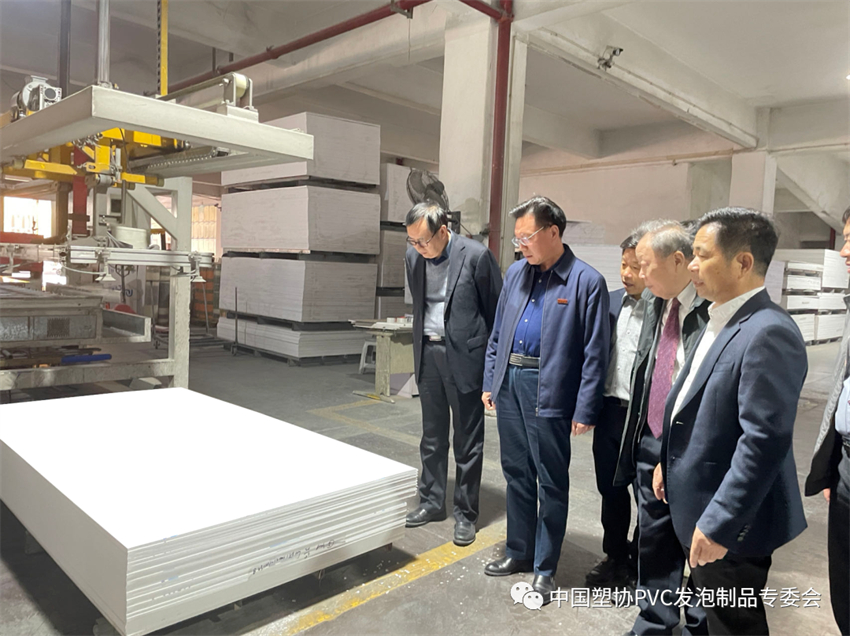 1760340540.jpg 1701314493133880.jpg